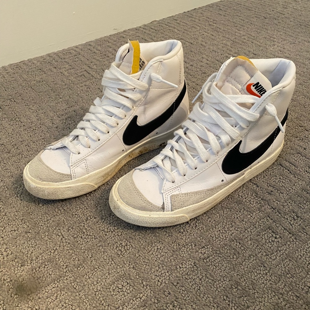 Nike Blazers Mid